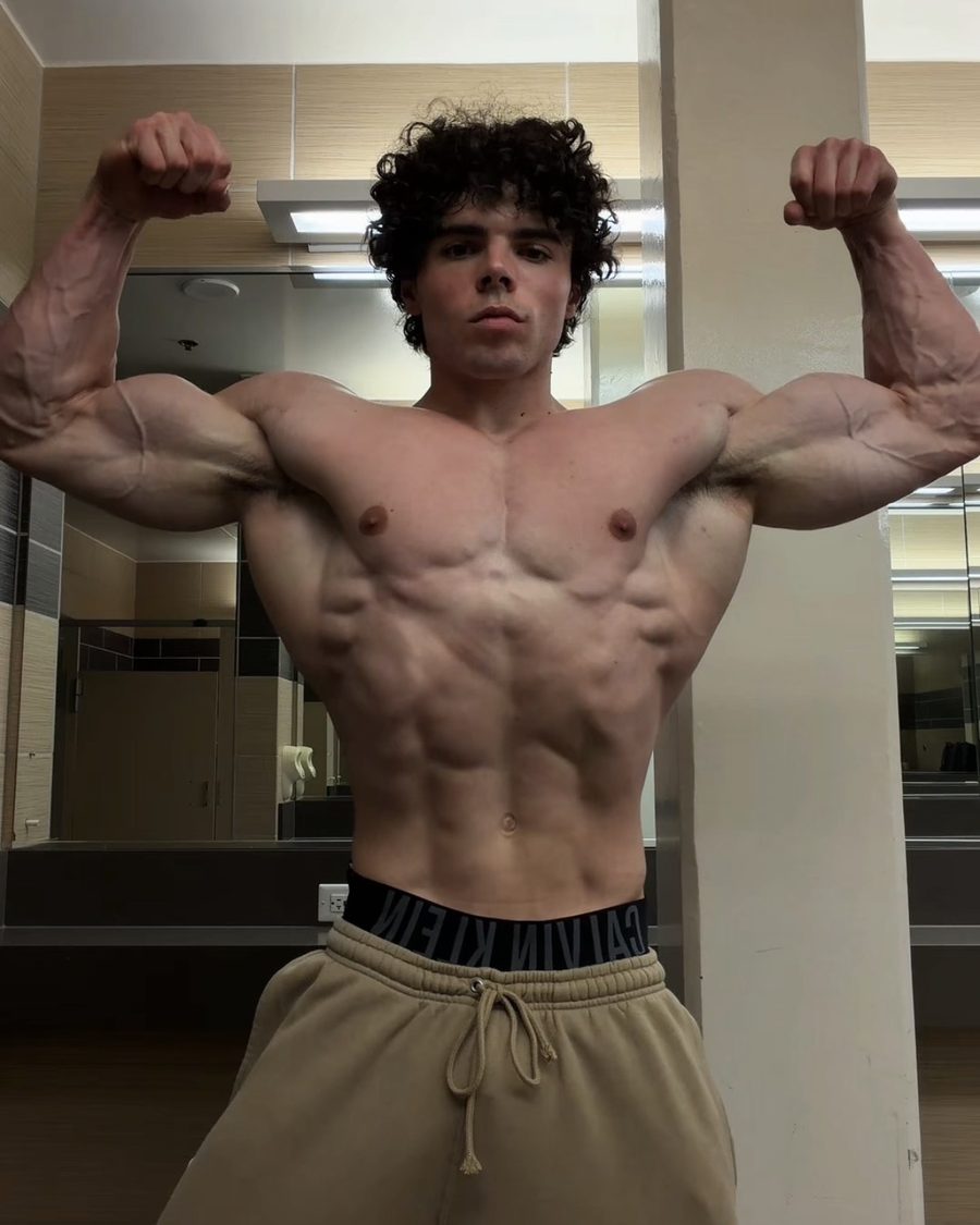 Ben hitting the same pose now